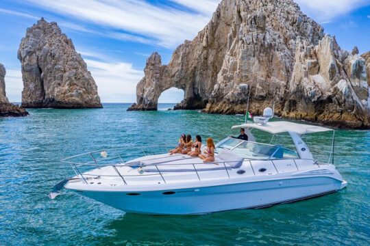 Your Own Private Luxury Yacht Experience in Cabo