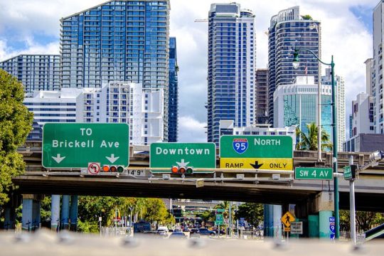 Amazing Sightseeing Bus and Boat Tour in Miami