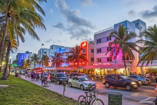 Private Tour: South Beach Sightseeing