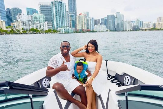 Private Boat Rental in Miami with Experienced Captain