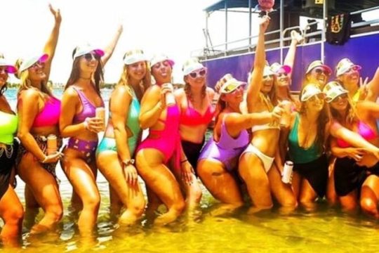 3 Hours Miami Day with Boat Party Cruise