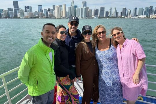 South Beach: Miami Boat Cruise and Skyline