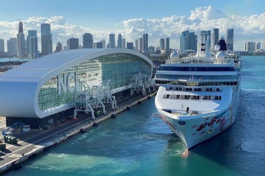 Miami Private Transfers: Airport, Cruise, Point-to-Point.