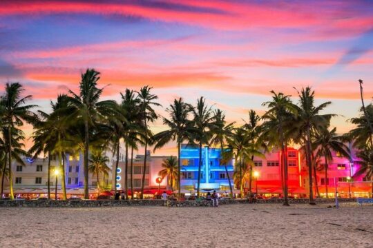 Self Guided Scavenger Hunt: Miami Beach Colors & Culture