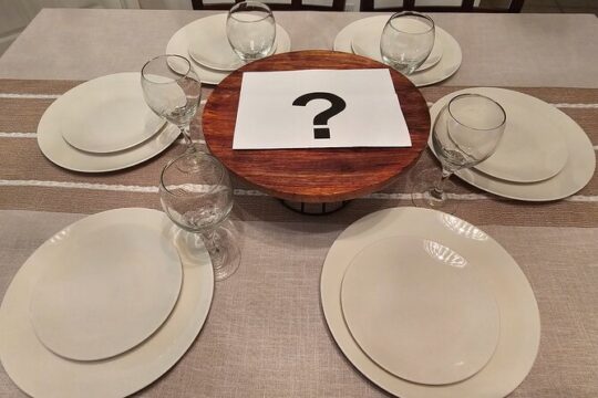 3 Course Cultural Mystery Dinner in Miami