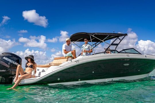 Top-Rated Boat Rental with Captain | 1 to 11 People