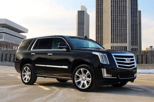 Arrival Private Transfer: Orlando Airport MCO to Orlando in Luxury SUV