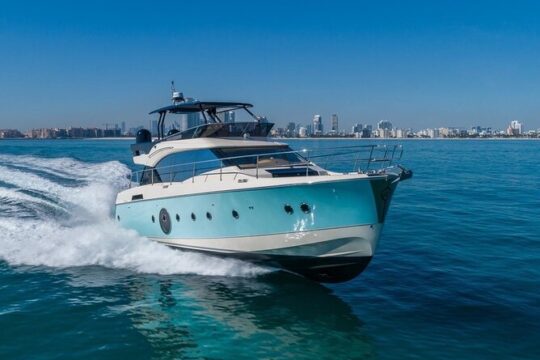 62ft Yacht Tour in Miami Beach with Captain Beneteau MC6 Fly