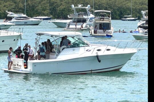 Miami Private 38’ Express Cruiser Yacht with Captain