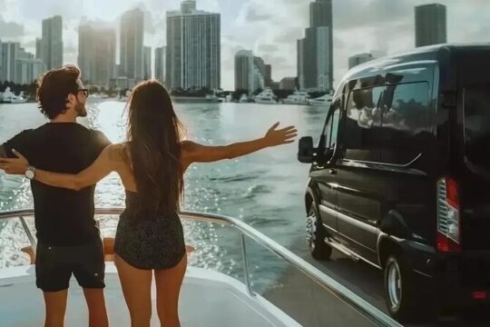 Miami : Bus, Boat & Walking Tour the Ultimate City Discovery
